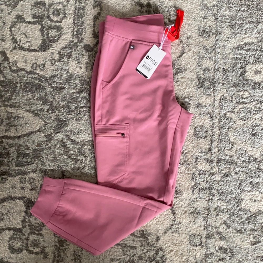 *SOLD* Figs S/P Chalk Pink Zamora scrub pants